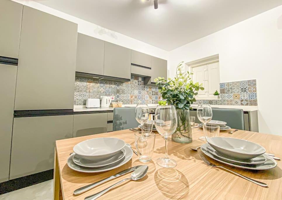 Designer Duplex Penthouse In Floriana 아파트 외부 사진